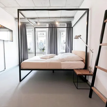 Апарт-готель Green Design Loft 4*