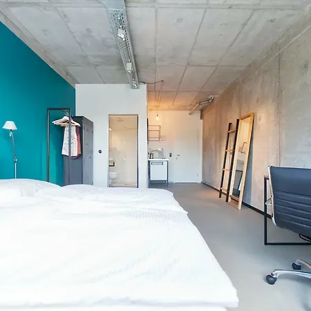 Green Design Loft Апарт-готель 4*